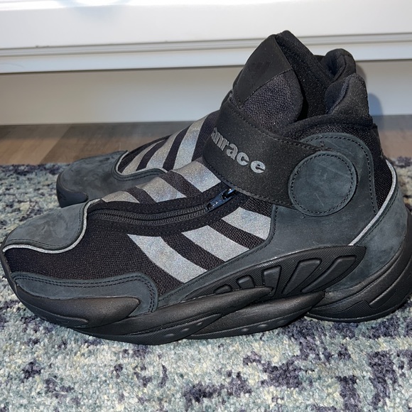 Adidas Humanrace Shoe NEW - Picture 4 of 9
